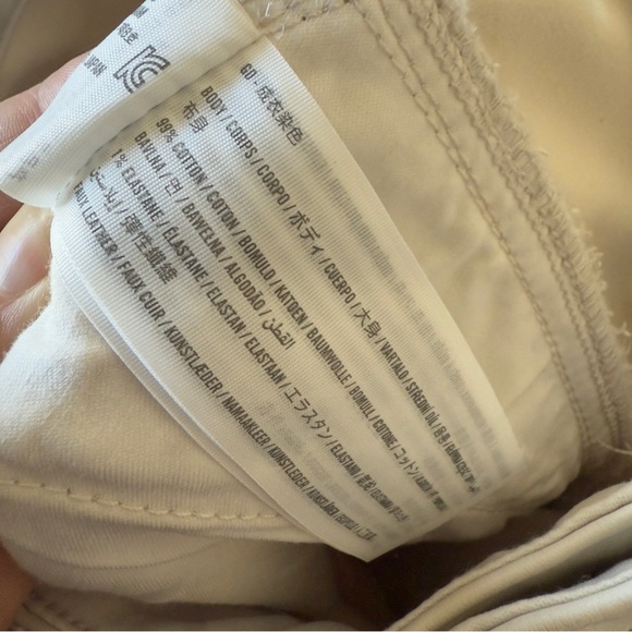 Abercrombie & Fitch 90’s relaxed high rise curvy jean size: 28 - Picture 5 of 5